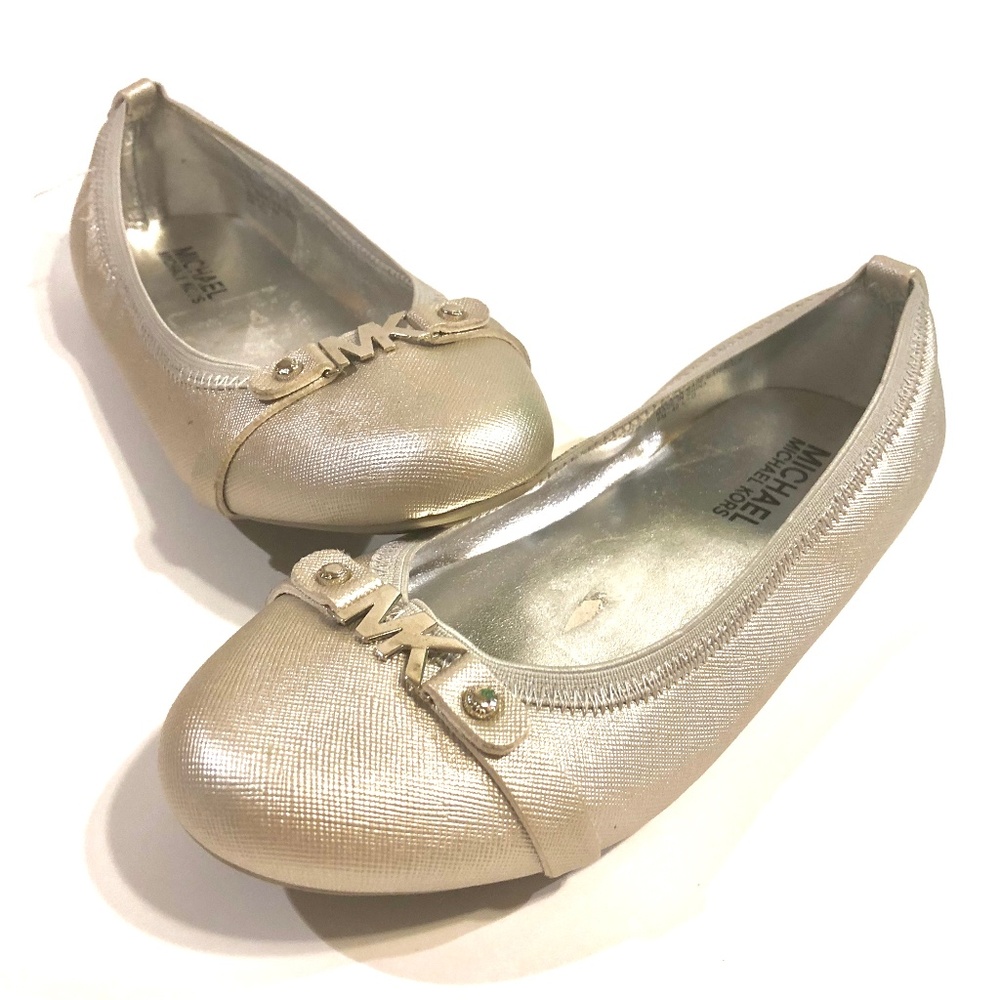 Michael Kors Women’s Silver Slip-On Shoes Size 2